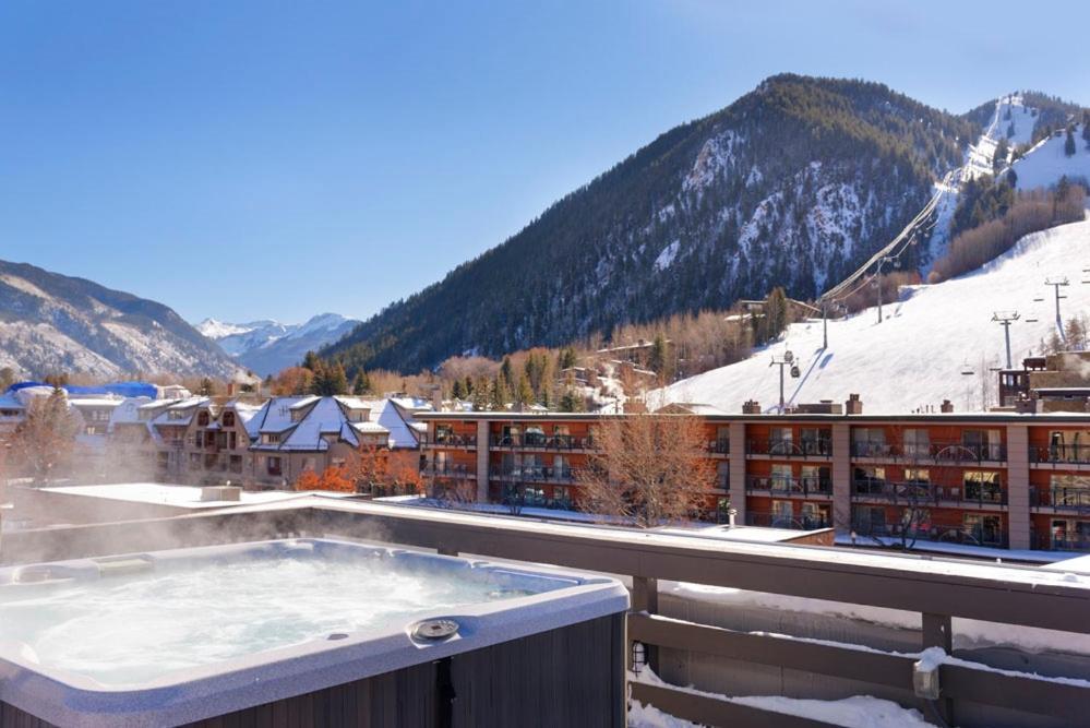 Independence Square 202, Hotel Room Over-Looking The Mall And Aspen Mountain Luaran gambar
